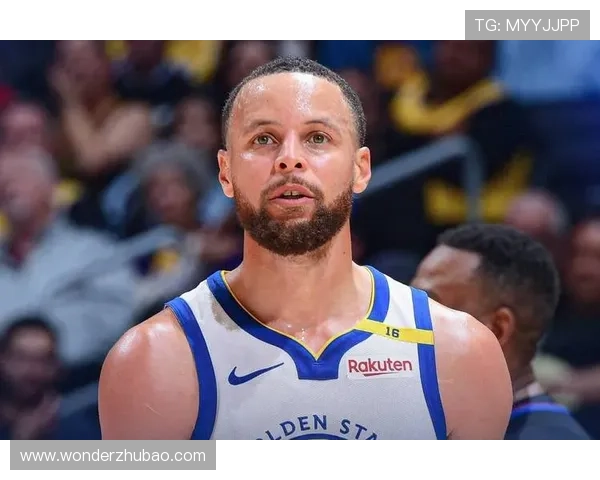 库里首节表现出色三分球命中率高达667贡献7分1板2助助力球队开局良好 库里首节表现出色三分球命中率高达667贡献7分1板2助助力球队开局良好